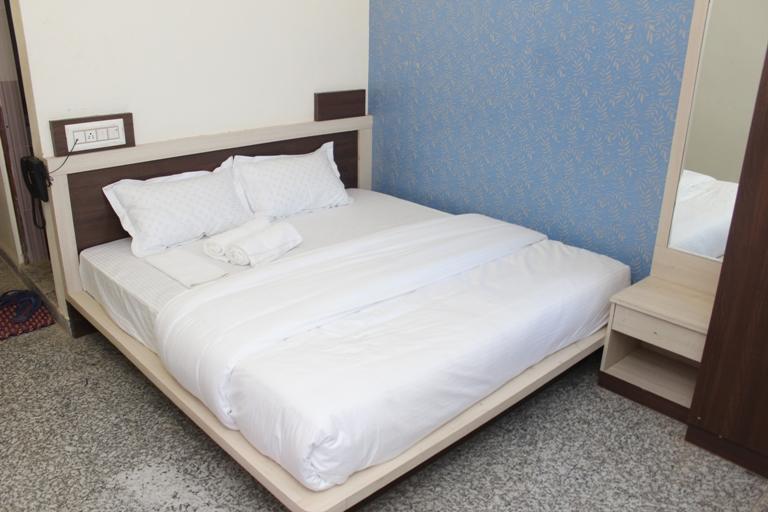 Hotel Pink Shark Sikar Экстерьер фото